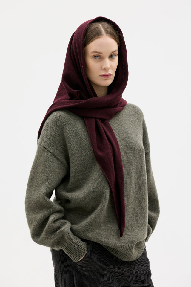MASKA | ENA Cashmere Triangle Scarf | Wine