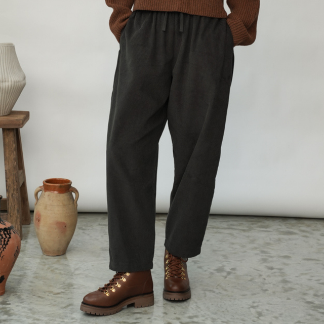 Beaumont Organic | ORLA Trousers | Charcoal
