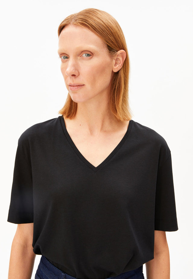 Armedangels | V-NECK T-SHIRT | Black